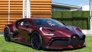 Siêu phẩm Bugatti Divo hơn 130 tỷ VNĐ đẹp không tì vết với 