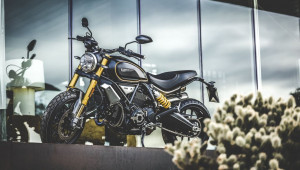 Ducati Scrambler 1100 Pros sẽ ra mắt vào ngày 27/1 tới - Đối thủ đáng gờm của Triumph Scrambler 1200