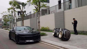 Biker sở hữu siêu motor Tron Light Cycle độc nhất Việt Nam rao bán hàng hiếm Chevrolet Camaro 2017 độ body-kit ZL1 2018
