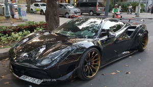 Giáp mặt siêu phẩm Ferrari 488 GTB độ Liberty Walk độc nhất tại Việt Nam