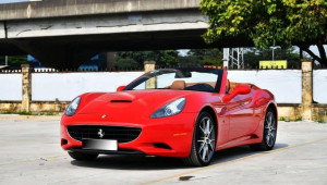 “Hàng hiếm” Ferrari California hơn 12 năm tuổi đang được rao bán hơn 10 tỷ VNĐ