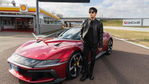 Châu Kiệt Luân tậu siêu xe Ferrari 12Cilindri giá hơn 11 tỷ VNĐ