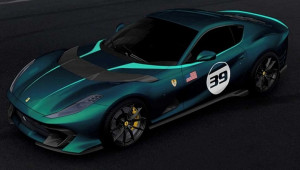 Ferrari 812 Competizione A “khoác áo” Blu Capri kỷ niệm chuyến tham quan Cavalcade