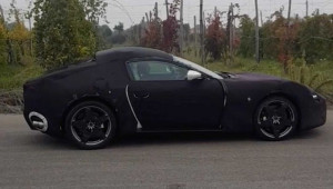 Ferrari thử nghiệm phiên bản mui cứng của Portofino