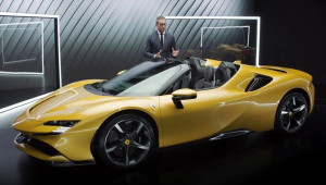Siêu phẩm 1.000 mã lực Ferrari SF90 Stradale càng hấp dẫn hơn sau khi cắt mui