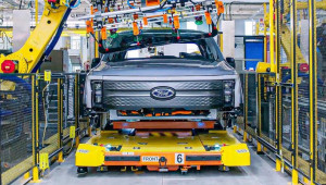 Tiếp tục “đốt” tiền vào xe điện, Ford thua lỗ hàng tỷ USD