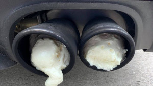 Mỹ: Chủ xe Ford Mustang phải 