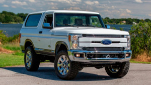 Bản độ độc nhất kết hợp giữa Ford Bronco 1978 và F-250 Super Duty trông vừa hiện đại lại cổ điển