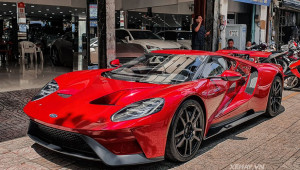 Cận cảnh Ford GT trên phố Sài Gòn: 