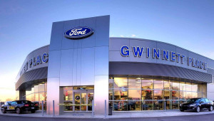 Ford Mỹ tăng thêm các hình phạt để ngăn chặn tình trạng “bia kèm lạc” của các đại lý
