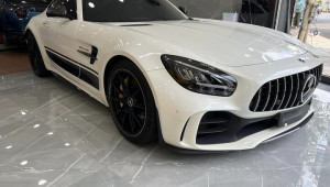 Không cần lái thử, ông Đặng Lê Nguyên Vũ tậu chiếc Mercedes-AMG GT R giá hơn 11 tỷ đồng chỉ sau vài phút xem xe