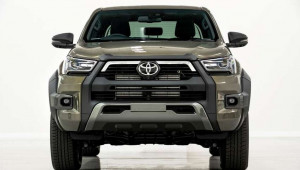 Toyota Hilux 2024 sẽ có thêm công nghệ mild-hybrid