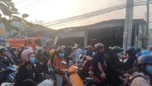 Cháy dữ dội tại cửa hàng xe máy ở Bình Dương, gây thiệt hại hàng tỷ đồng