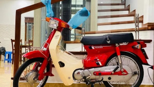 Ngắm Honda Super Cub C70 Deluxe đời 1998 có giá tới 700 triệu đồng tại Việt Nam