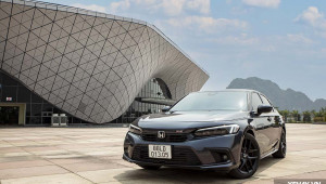 [NGƯỜI DÙNG ĐÁNH GIÁ] Honda Civic RS: Cá tính, cao cấp, hấp dẫn