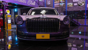 Quốc vương Malaysia là người đầu tiên trên thế giới sở hữu Hồng Kỳ L5 thế hệ mới