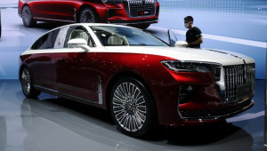 Hongqi H9+ chính thức ra mắt công chúng, được mệnh danh là Maybach của Trung Quốc