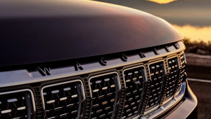 Tại sao bộ đôi Wagoneer và Grand Wagoneer đều không đeo huy hiệu Jeep?