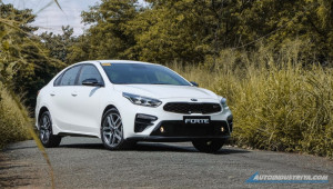 Chiêm ngưỡng Kia Cerato GT 200 mã lực tại Philippines - Mẫu xe khiến người Việt 