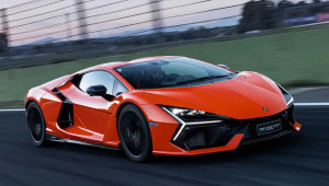 Lamborghini Revuelto đã có mặt tại Việt Nam, sẽ ra mắt vào ngày 19/3