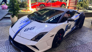 Lamborghini Gallardo LP560-4 độ Squadra Corse độc nhất Việt Nam nổi bật với dàn áo mới