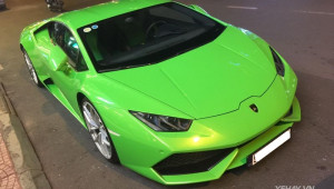 Sài Gòn: Ngắm Lamborghini Huracan xanh nõn chuối siêu nổi bật giữa đường phố