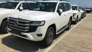 Toyota Land Cruiser 2022 sẽ ra mắt ngay trong tháng 5 này, có thêm bản GR Sport thể thao