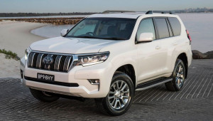 Toyota Land Cruiser Prado tiếp tục 