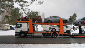 Latvia thu xe của tài xế say sỉn rồi tặng cho Ukraine