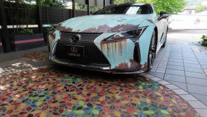 Lexus LC500 có “ngoại hình” tưởng vậy mà…không phải vậy