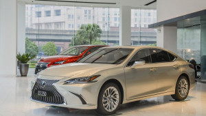 Lexus ES 2021 vừa ra mắt thị trường Việt Nam có gì mới khi giá vẫn từ 2,5 tỷ đồng