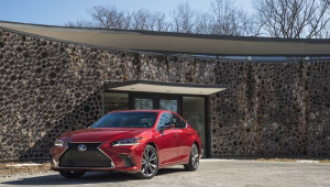 [ĐÁNH GIÁ XE] Lexus ES250 2021 - Lời hồi đáp sau 29 năm vắng bóng!