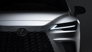 Lexus RX 2023 lộ diện với thiết kế đổi mới hoàn toàn, sẽ ra mắt vào 1/6 tới
