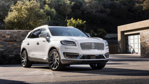 Lincoln Nautilus 2021 lộ ảnh nội thất trước ngày ra mắt: Cú 