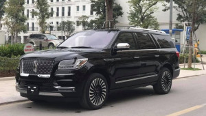 Thêm hàng hiếm Lincoln Navigator L Black Label 2019 về Việt Nam, giá từ 8,5 tỷ đồng