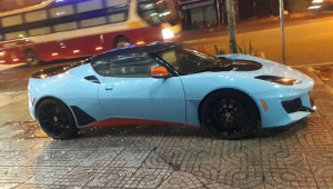 Lotus Evora GT đã có mặt tại Việt Nam: Xe thể thao chung động cơ với Toyota Camry