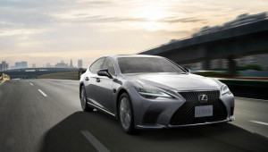 Lexus LS 2023 ra mắt, bổ sung loạt trang bị nội thất “sịn sò”
