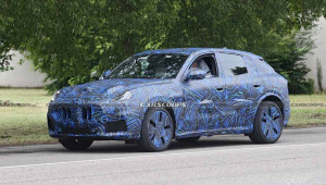 Crossover bí ẩn Maserati Grecale 2022 lộ hình ảnh chạy thử