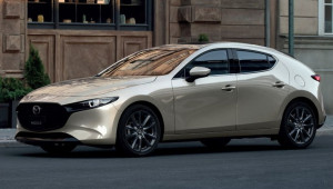 Mazda3 2022 “cập bến” Đông Nam Á với màu sơn “hot”