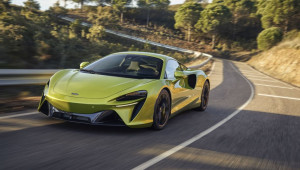 McLaren và BMW hợp tác phát triển siêu xe, SUV chạy điện