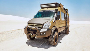 Mercedes-Benz Sprinter Expedition - Xe van cắm trại cực chất có thể off-road