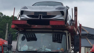 MG Cyberster - Xe thể thao mui trần thuần điện bất ngờ xuất hiện tại Việt Nam