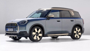 MINI Countryman EV ra mắt: Nội thất “sịn sò” với màn hình tròn và trợ lý ảo AI, đi được hơn 460km với một lần sạc