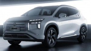 Trình làng SUV thuần điện Mitsubishi Airtrek 2022: Chạy gần 700 km khi sạc đầy