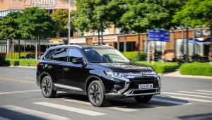 [ĐÁNH GIÁ XE] Mitsubishi Outlander 2020 - Trở lại cuộc đua