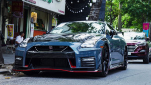 Cận cảnh Nissan GT-R Nismo bản giới hạn đầu tiên về Việt Nam, giá khoảng 10 tỷ đồng