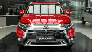 Mitsubishi Outlander 2020 2.4 CVT Premium ra mắt khách hàng Việt, giá 1,058 tỷ đồng