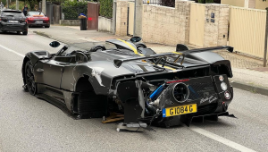 Hypercar đắt nhất hành tinh Pagani Zonda HP Barchetta gặp tai nạn nghiêm trọng tại Croatia