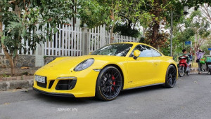 Cận cảnh cực phẩm Porsche 911 Carrera GTS cực hiếm trên đường phố Sài Gòn