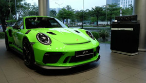 Chỉ một tùy chọn của Porsche 911 GT3 RS màu cốm độc nhất Việt Nam đã có giá gần 700 triệu VNĐ !